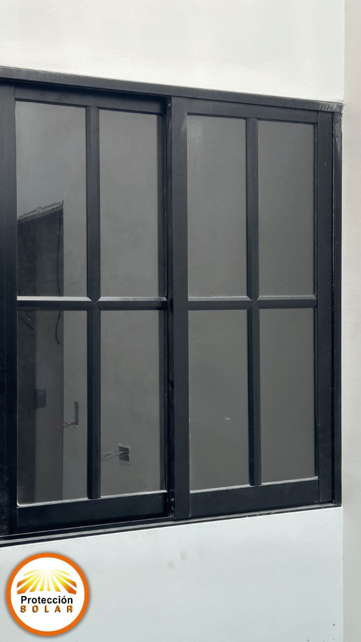 ventana en cuadricula aluminio bronce