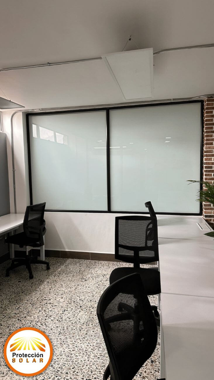 ventanas en vidrio templado para oficina